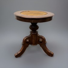 Hocker Rund Dreibein Massivholz Gusseisen Wiener Geflecht Art Deco Antik