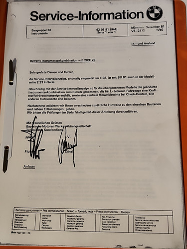 Aus einer auflösung bmw - einer,