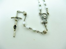 Rosenkranz - weiss - Länge ca. 41 cm - Buntmetall (R61)