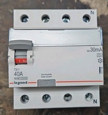 FI Schutzschalter 40A, 30mA