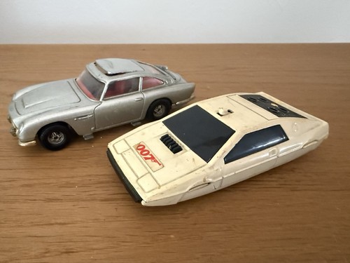Corgi 007 aston - corgi, martin
