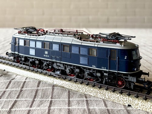 Märklin 3768 lok br 118 - h0,