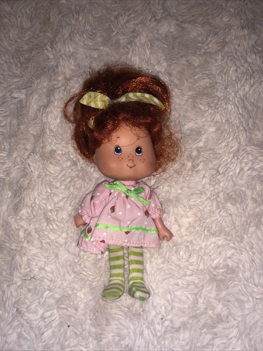 Vintage strawberry shortcake - vintage,