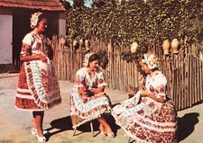 Trachten aus Kalocsa Ungarn  - Postkarte  ungelaufen