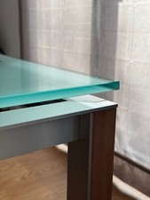 B&B Esstisch mit Glasplatte, Metallrahmen und einer Ausziehplatte aus Holz 