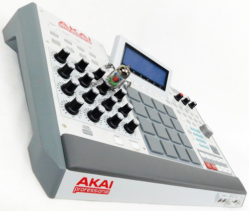 Akai mpc renaissance sampler - akai,