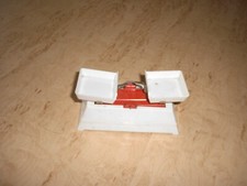 ♥ Zubehör Puppenstube Kaufmannsladen ♥ DDR Waage weiß rot