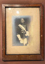 Altes Foto Burschenschaft Studentika im defektem Holzrahmen Kiel 27x19,5cm 1900