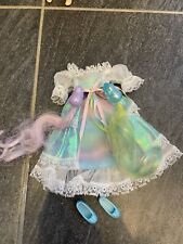 vintage Lady Lovely Locks