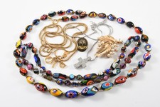 Q43C34- Schmuck ua Swarovski Kette Kreuzanhänger Muranoglas Michaela Frey 