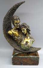 Sculpture, figure a couple of
