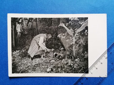 AK Zauberer beim Trankopfer vor den Schädeln der Ahnen / Ostafrika