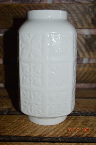 Weiße vase von edelstein - vase,