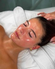 Gesichtsbehandlungen im