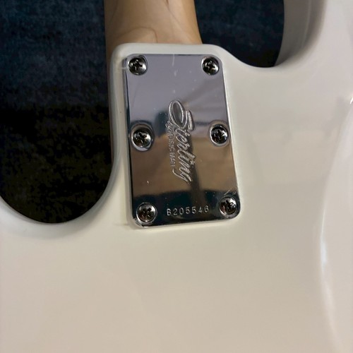 Sterling music man - sub, ray4