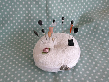 Hutnadelkissen alt Seide