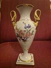 Porzellan-Vase mit Schwanenhals und Blumendekor von Alka Kunst Bavaria