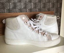 Skechers Echtleder Damen Sneaker Gr.39 weis-beige Guzer Zustand.