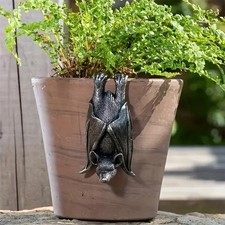 Fledermaus Gartenfigur Deko