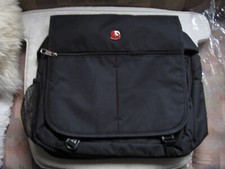 Hochwertige Wenger Brust und