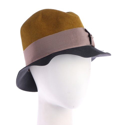 Burberry prorsum hut - burberry,