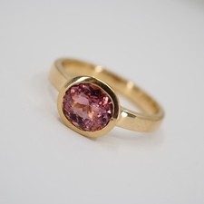 EXKLUSIVER TURMALIN-RING IN 750/GELBGOLD TURMALIN ca.1,10ct RW:54