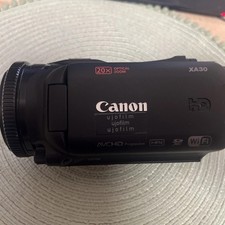 Defekt?Canon XA30 HD Professioneller Camcorder -ungeprüft-ohne Akuu als defekt.