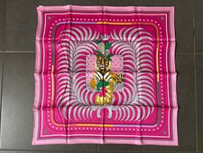 Hermès Seidentuch quadratisch