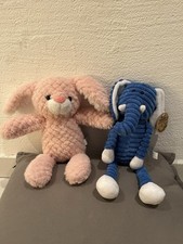 Weicher Kuschelhase und