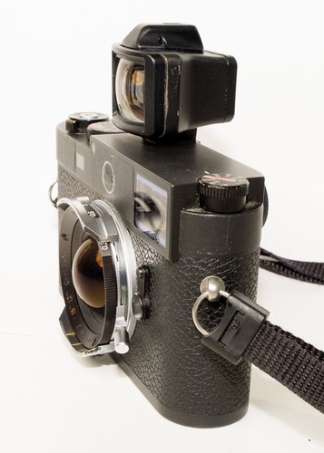16mm contax hologon - f/8,