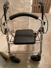 Ligero Leichtgewichtrollator Silber 7kg Belastbarkeit  120kg Sitzfläche neuwerti