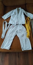 Judoanzug mit 2 Gurten 130