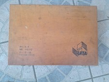 MÄNNCHEN UND STAHLKETTE 110