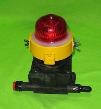 Flughafen Lampe Runway Fire Landebahn Startbahn Befeuerung  rot gebraucht