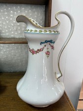 Ein Limoges Porzellan Krug aus