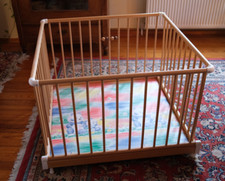 Baby Laufgitter aus Holz