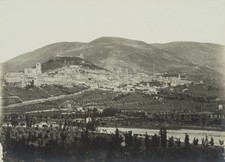 Panorama von Assisi, um 1880, Albuminpapierabzug Historismus Unbekannt (19.Jhd)