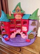 Filly Pferde Hexen Schloss groß (ca 44cm) incl 6 Hexen- bzw Zauberfillys Top!!