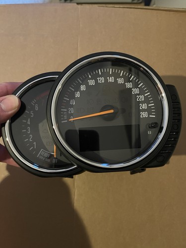 Tacho kombiinstrument 6843993 - ,