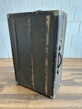 Alter Reisekoffer Überseekoffer Holz Leder Metallbeschläge braun