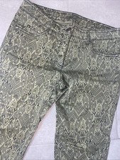 Elegante erstklassige Neue