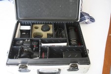 Leica R 6.2  Schwarz analog, mit vielem Zubehör als sog. Originalteile.