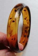 Armreif  Bernsfarbe  Plastik