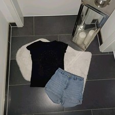 Set Sommer S 36 38 JeansShorts High Waist H&m T shirt Strasssteine Totenkopf Top