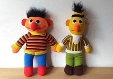 Hasbro Original " Ernie & Bert ", 80er Jahre, ca. 30 cm