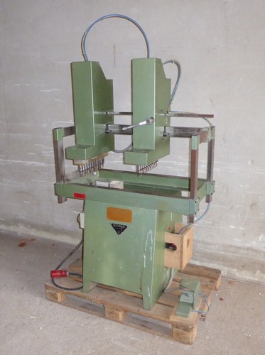 Lochreihenbohrmaschine