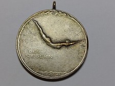 Alte Medaille DER SIEGERIN