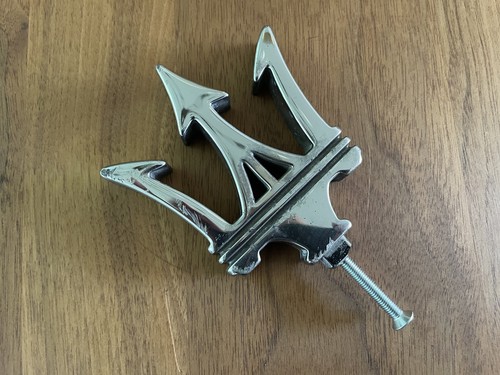 Maserati emblem dreizack - emblem,