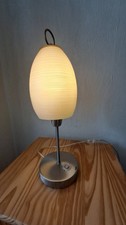 Nachttischlampe