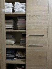 Kleiderschrank 